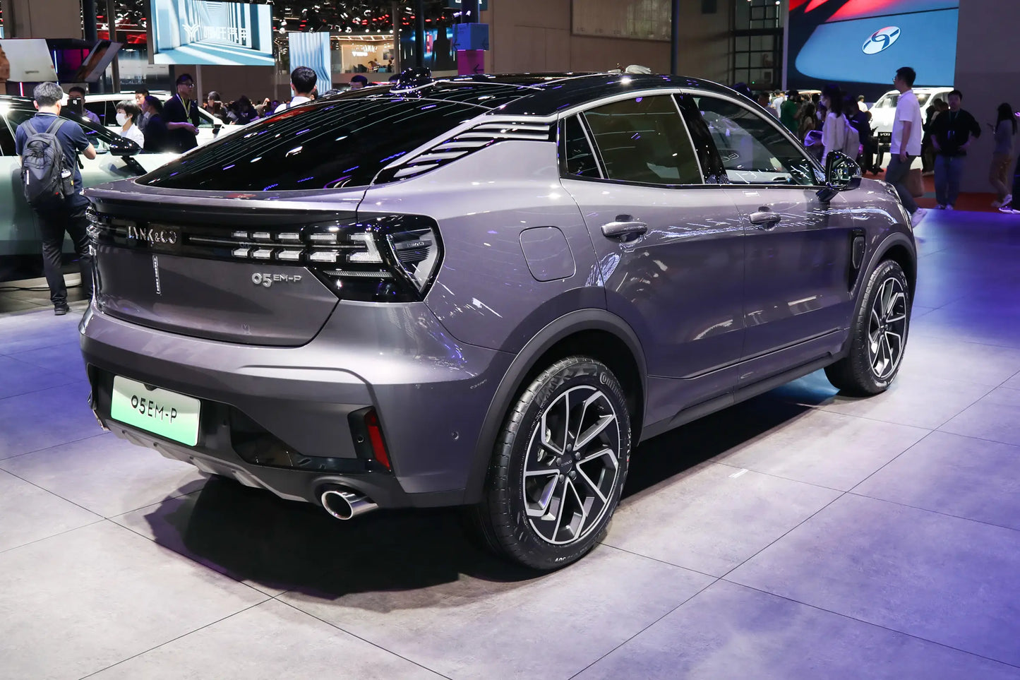 Lynk & Co Lynk & Co 05 EM-P -Гибридный PHEV