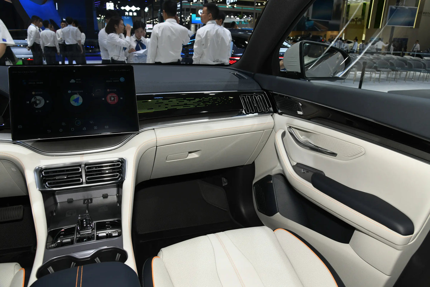 BYD Song PLUS электромобиль