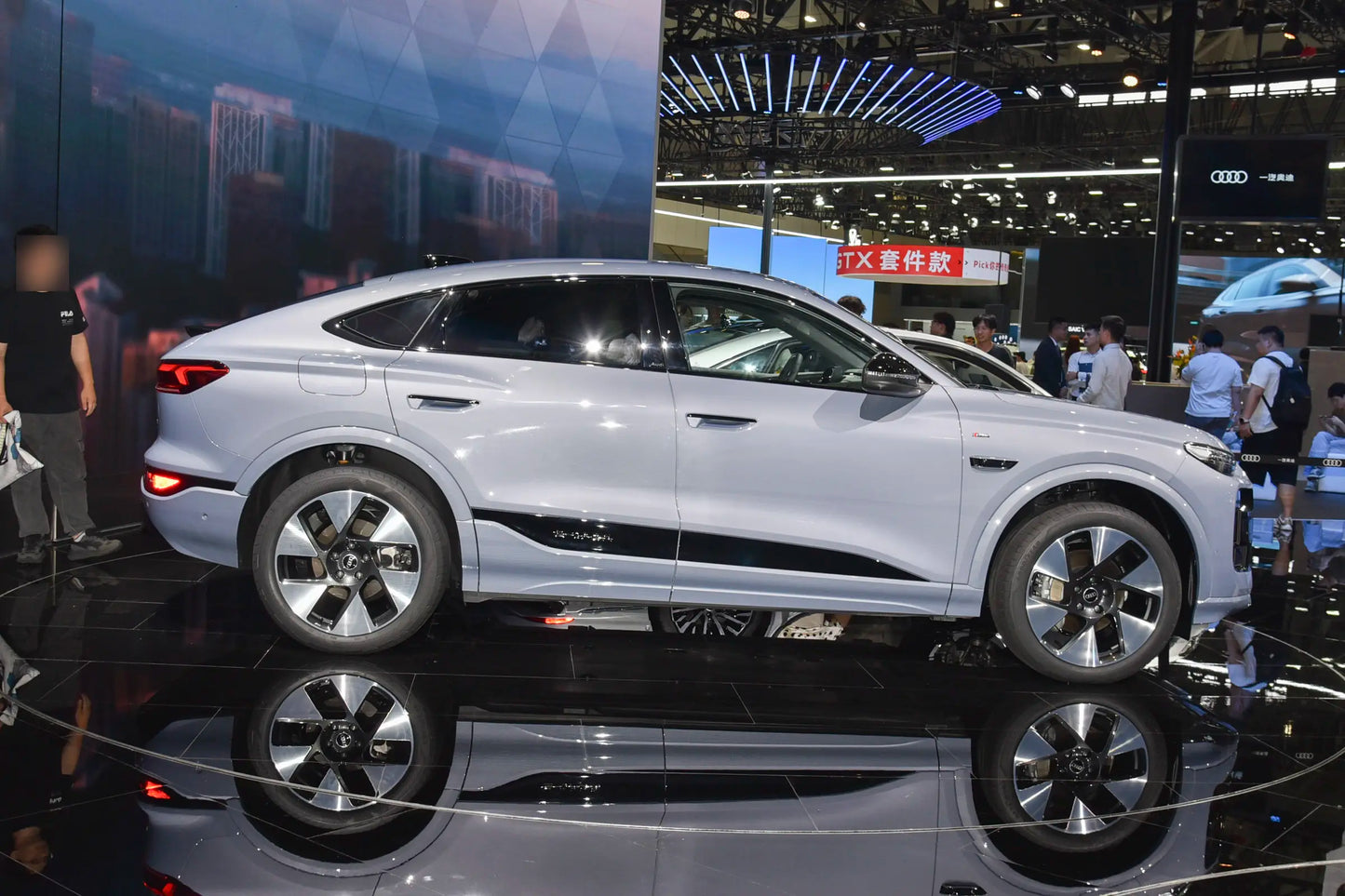 FAW-Audi Q6L Спортбек e-tron