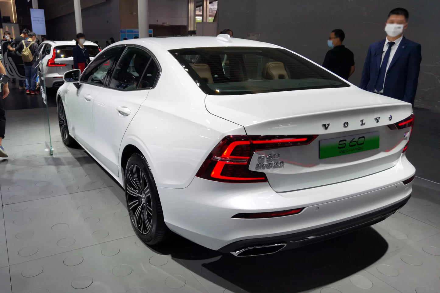 Volvo Volvo S60 -Гибридный PHEV