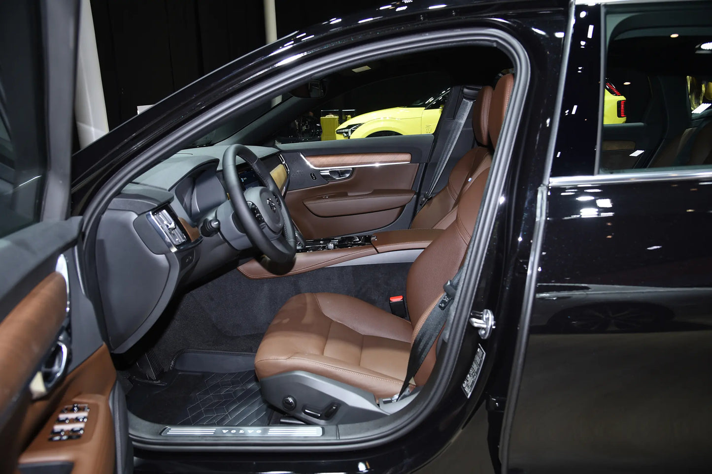 Volvo Volvo S90 -Гибридный PHEV