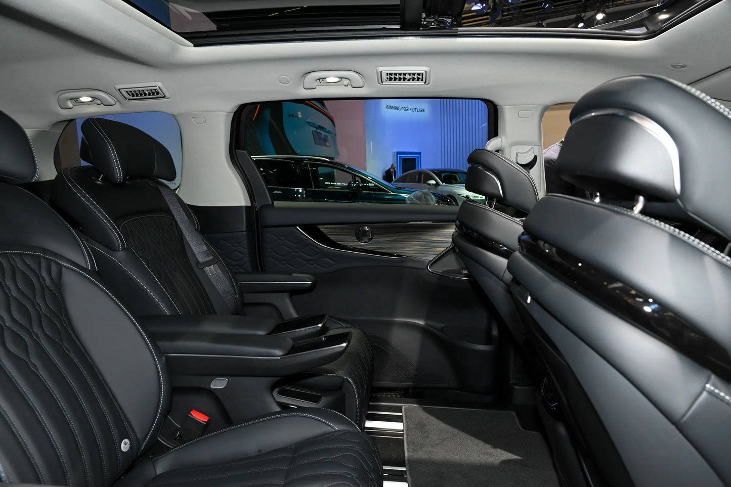 Dongfeng Forthing Wind Planet Ocean V9 - Гибридный PHEV