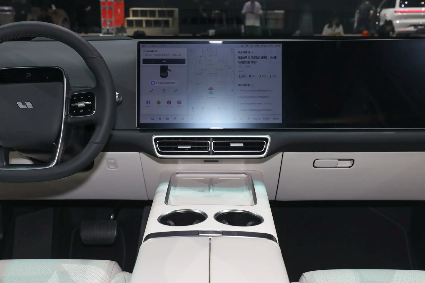 Li Auto L6-гибрид REEV