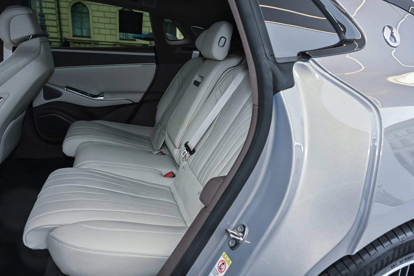 Denza Denza Z9GT DM -Гибридный PHEV
