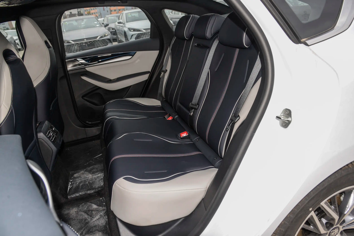 BYD Qin PLUS электромобиль