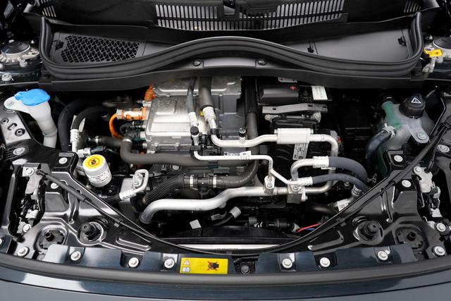 Pre-Owned Electric MINI COOPER 2024 Model COOPER E Classic Edition