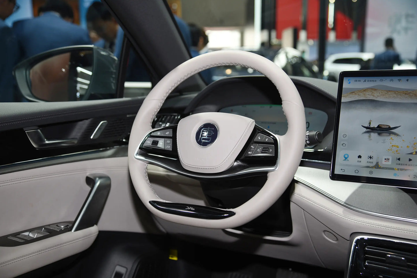 BYD Tang DM -гибридный PHEV