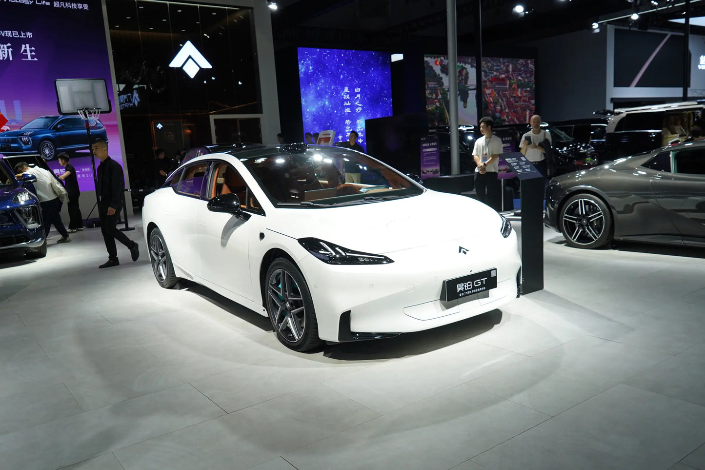 GAC AION Гипер GT