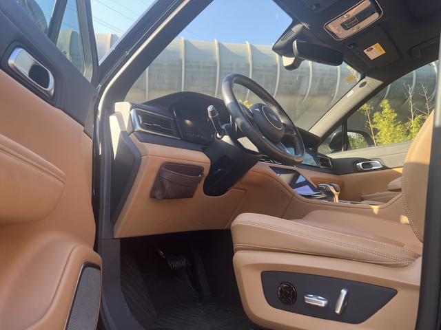 Pre - Owned 2020 Li L9 Extended - Range 6 - Seat Edition