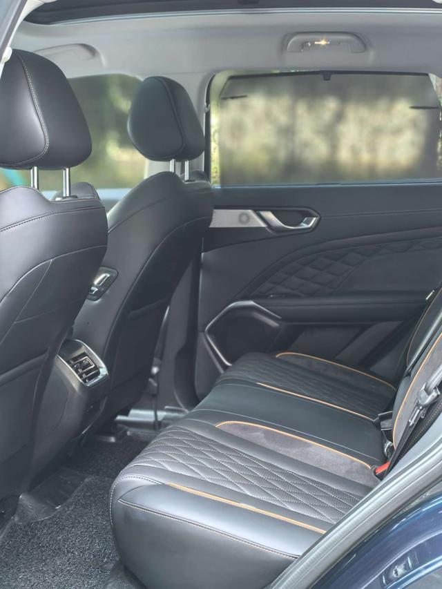 Certificated Pre-Owned Latte PHEV 2022 1.5T 4WD Extra Large Cup -u21939485