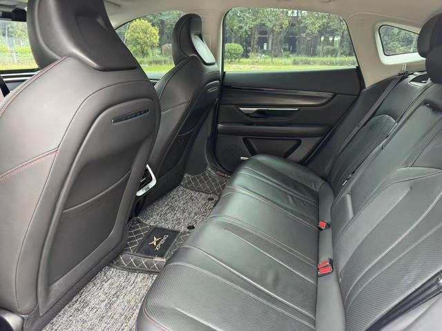 Certificated Pre-Owned XPENG P7 2022 480G-u22172924