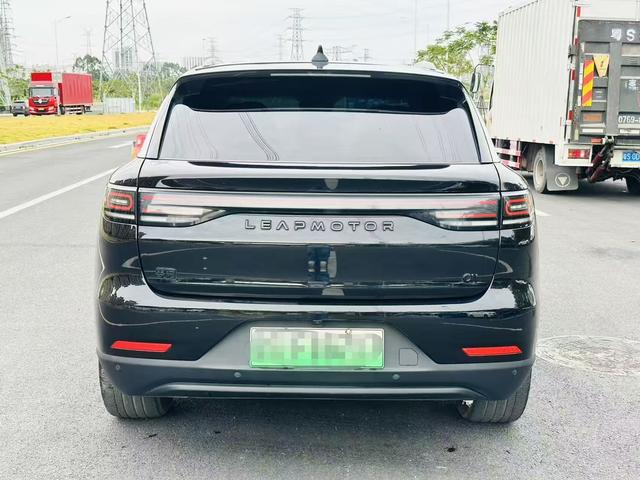 Pre-Owned Leapmotor C11 2023 Extended-Range 285 Smart Enjoyment Version