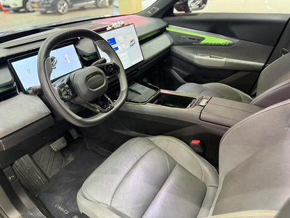 Certificated Pre-Owned Lynk & Co 08 EM-P 2023 120 Long Range Halo -u21811601