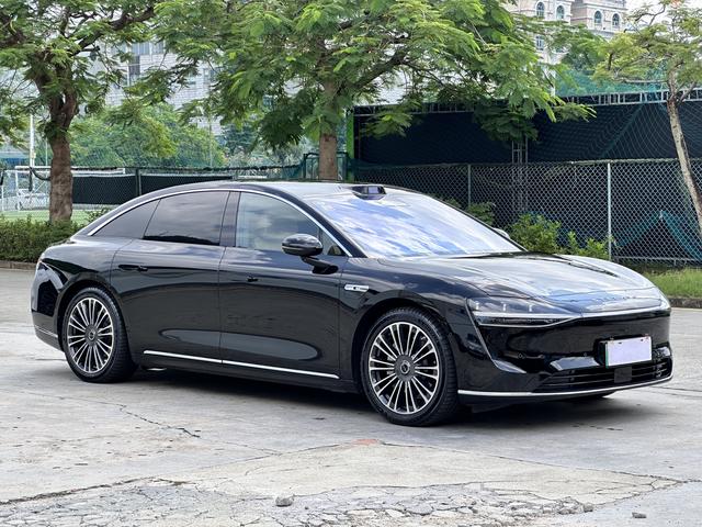 Pre-Owned Huawei Stelato(Xiangjie) S9 2024 Pure Electric Four-Wheel Drive Ultra