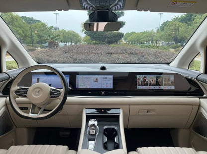 Certificated Pre-Owned VOYAH Dreamer PHEV 2024 Ultra Long Range Flagship Edition -u22115000