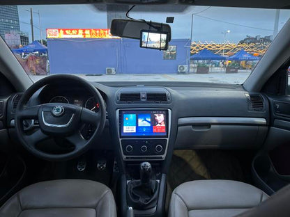 Certificated Pre-Owned Skoda Octavia 2013 2.0L Manual Yijie Edition - u21014256