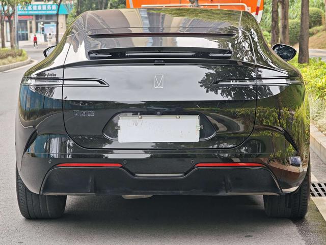 Pre - Owned Avita 12 2025 Ultra Rear - Wheel Drive Extended - Range Edition