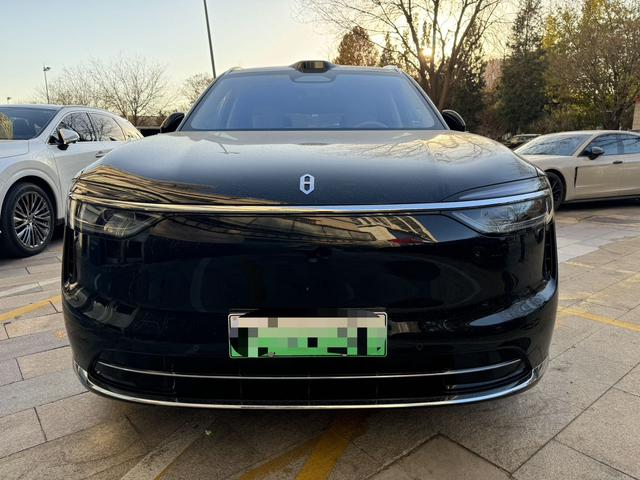 Pre-Owned AITO M7 2026 Extended-Range Ultra Five-Seater Four-Wheel Drive Edition