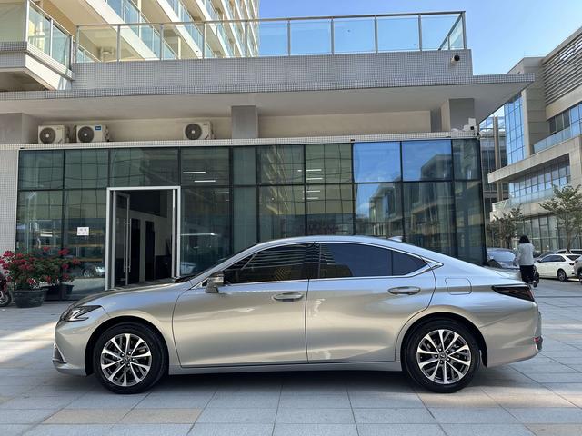 Certificated Pre-Owned Lexus ES 2025 Edition 200 Premium Version - u22054226