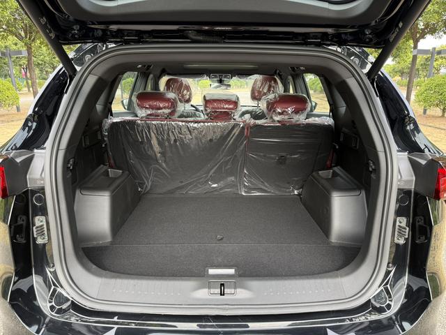 Certificated Pre-Owned Jetour X70 PLUS 2024 Champion Edition 1.5T DCT Champion MAX+ 5-Seater - u21703608