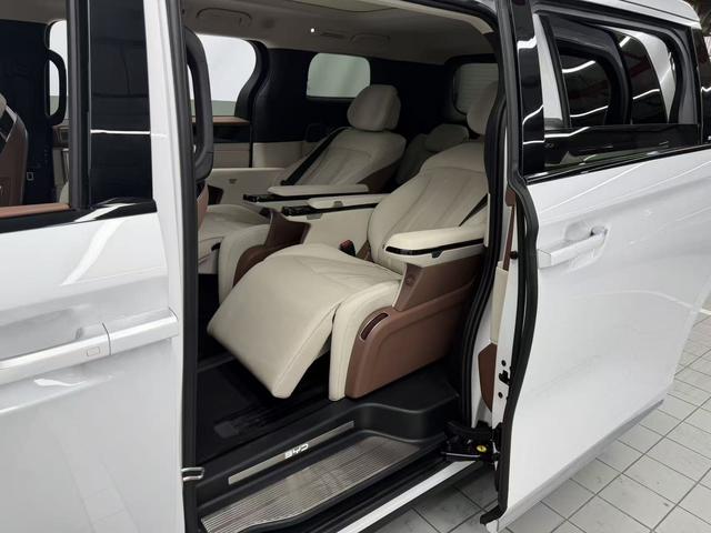 Certificated Pre-Owned BYD Xia 2025 DM-i 180KM Premium Edition -u22009501