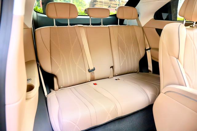 Certificated Pre-Owned XPENG X9 2025 All-Electric 650 Long Range Maxu22131487