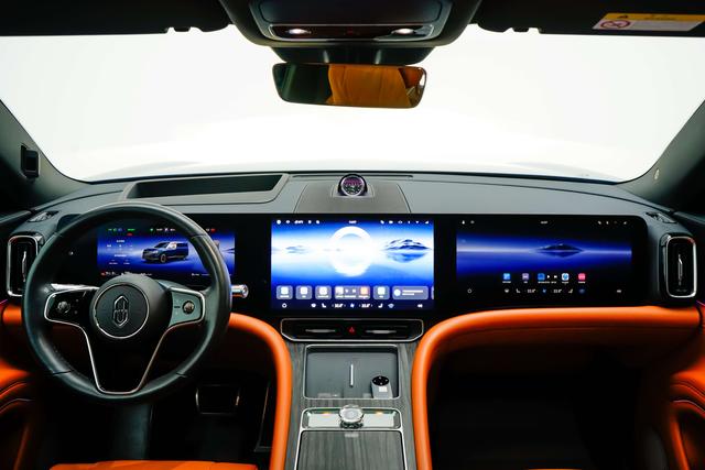 Certificated Pre-Owned Wenjie M9 2024 Extended-Range Ultra Six-Seater Version -u22104014