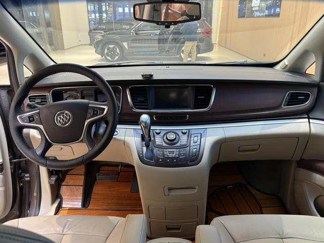 Certificated Used SAIC-GM Buick GL8 2014 3.0L GT Luxury Business Elegance Edition - u22071571