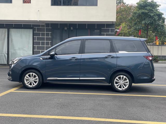 Certificated Used SAIC-GM-Wuling Jiachen 2022 1.5T CVT Intelligent Luxury Version - u22065045