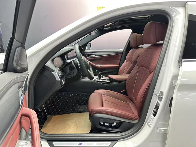 Certificated Pre-Owned BMW 5 Series 2023 Facelift 530Li Exclusive M Sport Package - u22049542