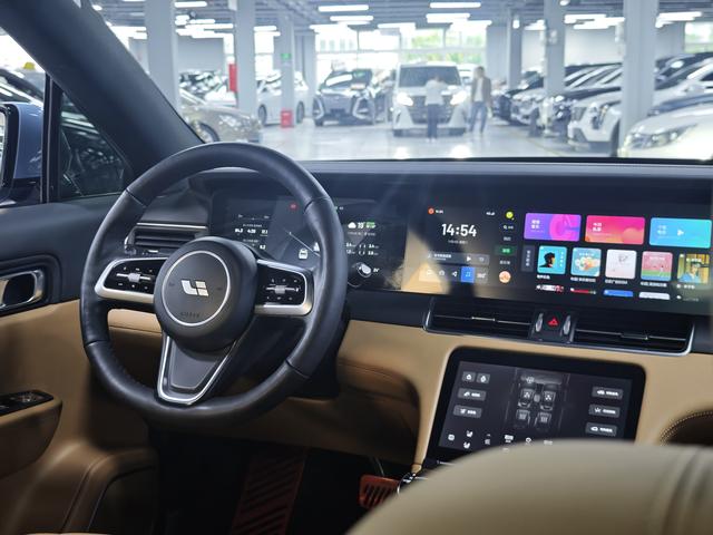 Pre - Owned 2021 Li ONE Extended - range 6 - seat Edition