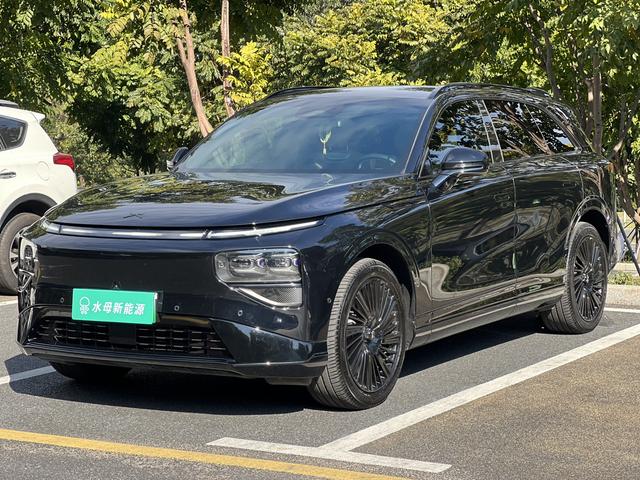 Certificated Pre-Owned XPENG G9 2025 625 Long Range Max-u22075894