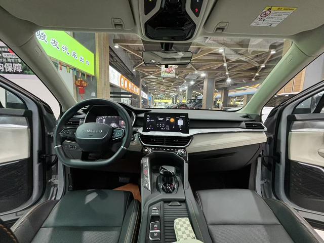 Certificated Pre-Owned Lynk & Co 06 EM-P 2021 84KM Range Pro -u21213922