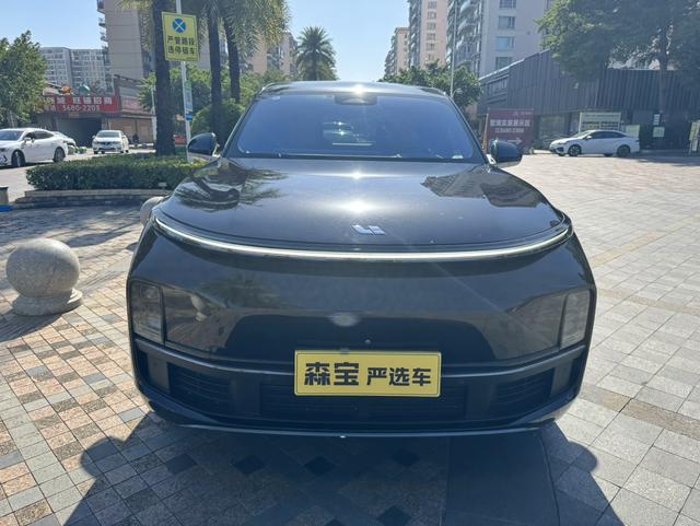 Pre-Owned Li L8 2023 Pro Version