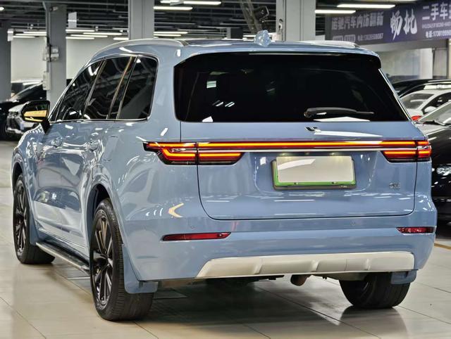 Pre - Owned 2021 Li ONE Extended - range 6 - seat Edition