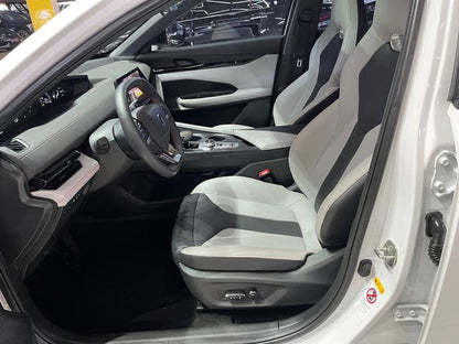 Certificated Pre-Owned Changan UNI-V Intelligent Electric iDD 2024 Model Blue Whale Intelligent Electric iDD 136km Intelligent Cool Version -u22075154