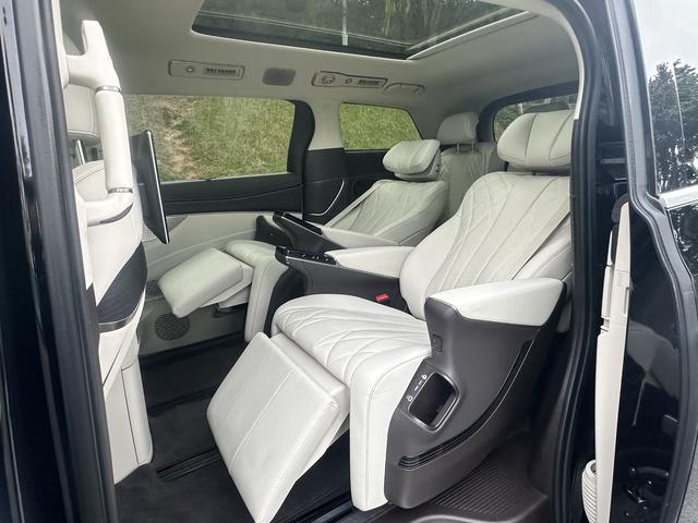 Certificated Pre-Owned Denza D9 DM 2025 Intelligent Driving Edition 1020 4WD Flagship Model -u22099247