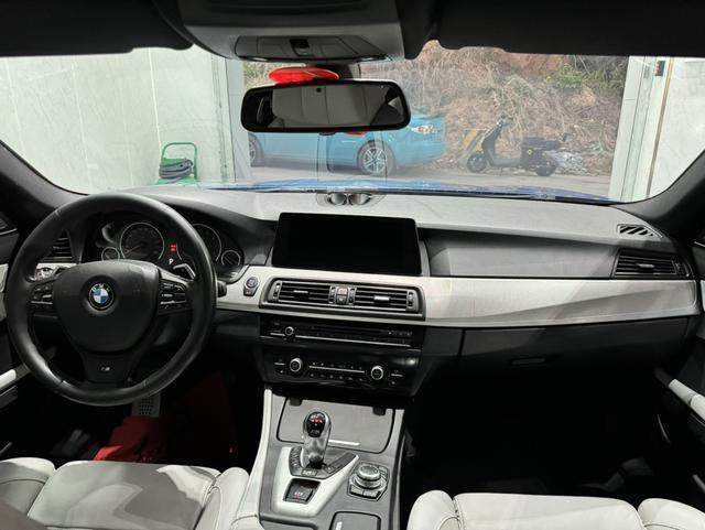 Certificated Pre-Owned BMW M5 2012 M5 - u22059407