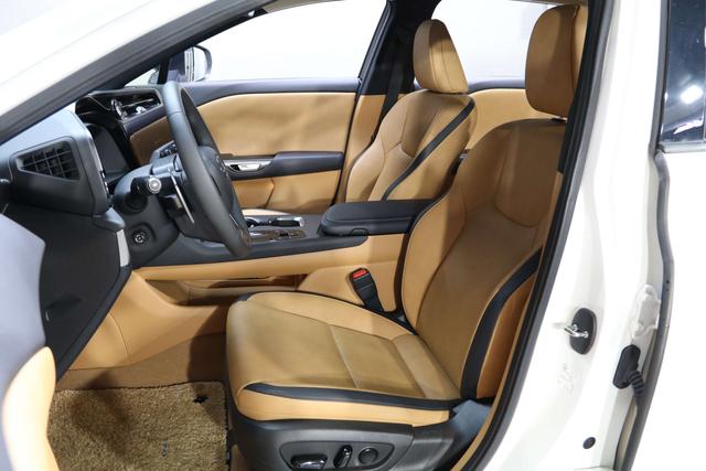 Pre-Owned Lexus RZ 2023 Model 450e DIRECT4 Premium Version