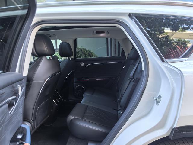 Pre-Owned Voyah FREE 2024 Model Long-Range Intelligent Driving Version