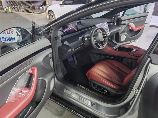 Pre-Owned Zhijie S7 2024 Model 4WD Flagship Edition Max RS