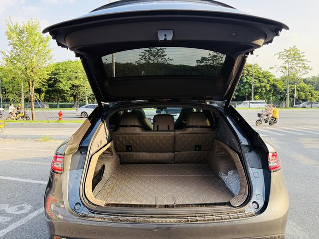 Pre-Owned 2024 Zhijie R7 Pure Electric 100kWh Ultra 4WD Version