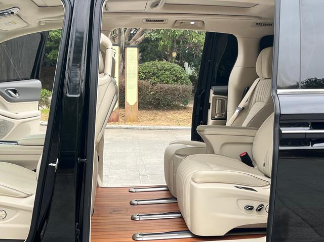 Certificated Pre-Owned VOYAH Dreamer PHEV 2024 Ultra Long Range Flagship Edition -u22115000