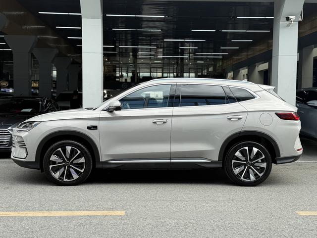 Certificated Pre-Owned BYD Song PLUS DM 2025 Intelligent Driving Edition DM-i 160KM Flagship Model -u22108870