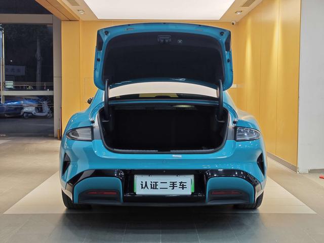 Pre-Owned Xiaomi SU7 2024 Rear-Wheel Drive Standard Long-Range Version