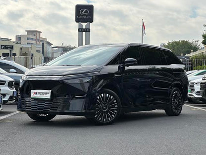 Certificated Pre-Owned XPENG X9 2025 All-Electric 650 Long Range Maxu21867911