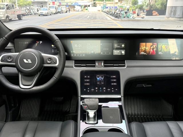 Pre-Owned Li ONE 2020 Extended - Range 6 - Seat Edition