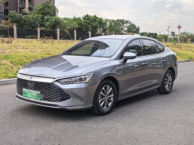 Certificated Pre-Owned BYD Qin PLUS DM 2024 Glory Edition DM-i 55KM Leading Model -u22076697