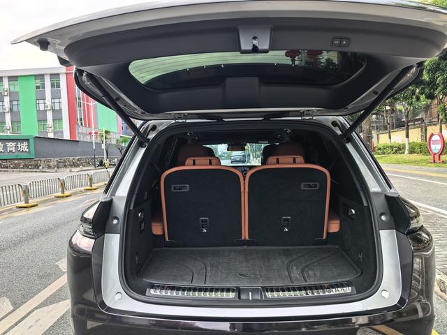 Pre-Owned 2023 Ideal L8 Pro Edition