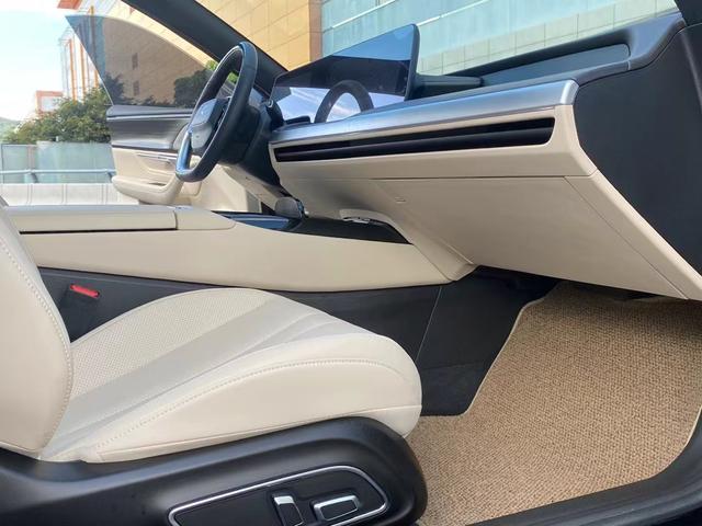 Certificated Pre-Owned XPENG P7 2022 480N+u21812667